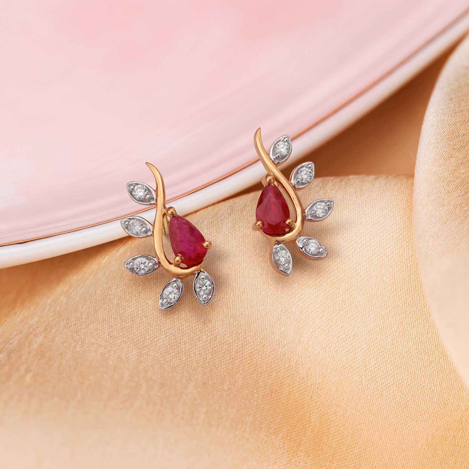Dainty Tulip Gold and Diamond Stud Earrings-baongoctrading.com.vn