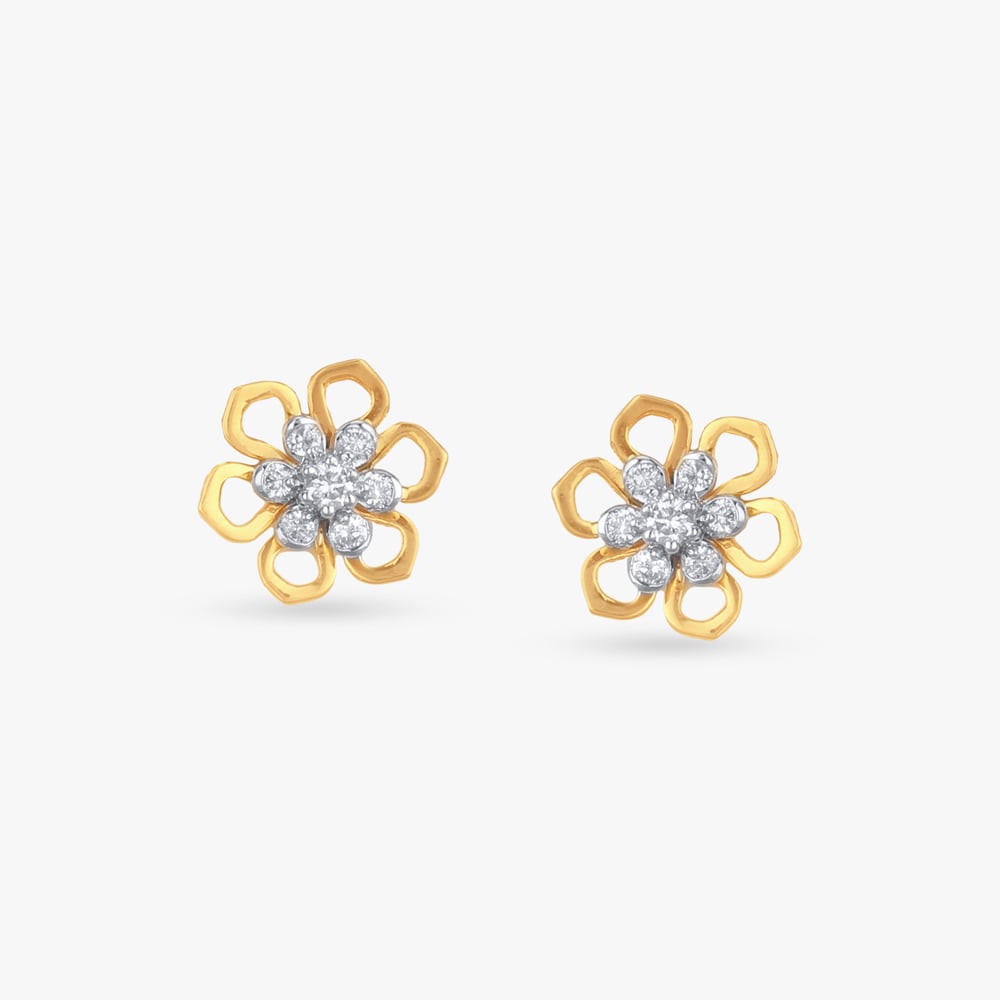 

Petal Shine Diamond Stud Earrings