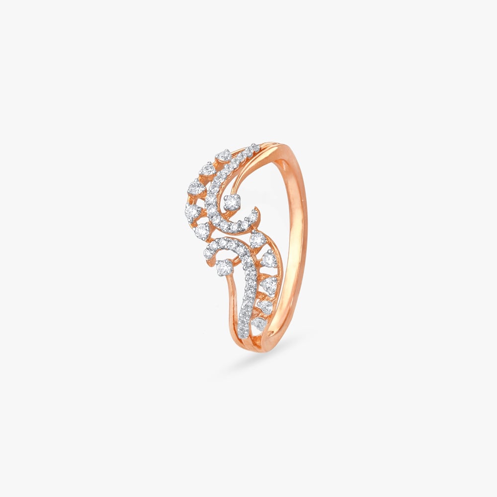 

Wavy Silhouette Diamond Ring