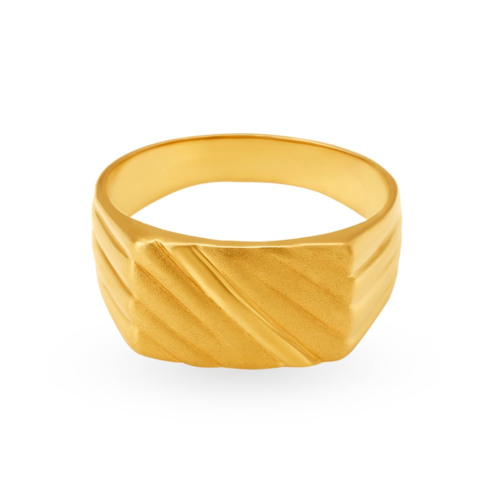 Intriguing 22 Karat Yellow Gold Ridged Pattern Finger Ring,,hi-res image number null