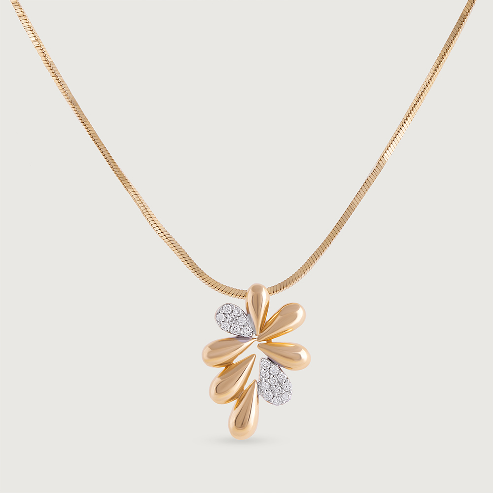 Petal Perfection Gold & Diamond Pendant,,hi-res image number null