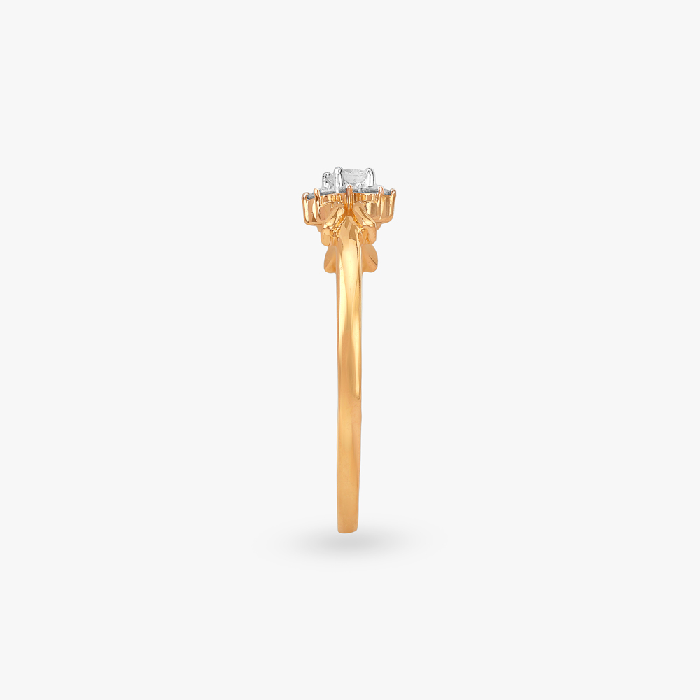 Charming 18 Karat Yellow Gold And Floral Diamond Ring,,hi-res image number null