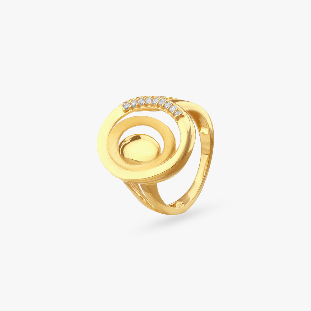 

Orbit Curve Gold Ring