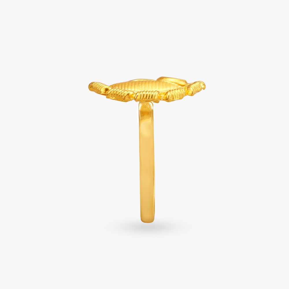 Classic Charm Gold Finger Ring,,hi-res image number null