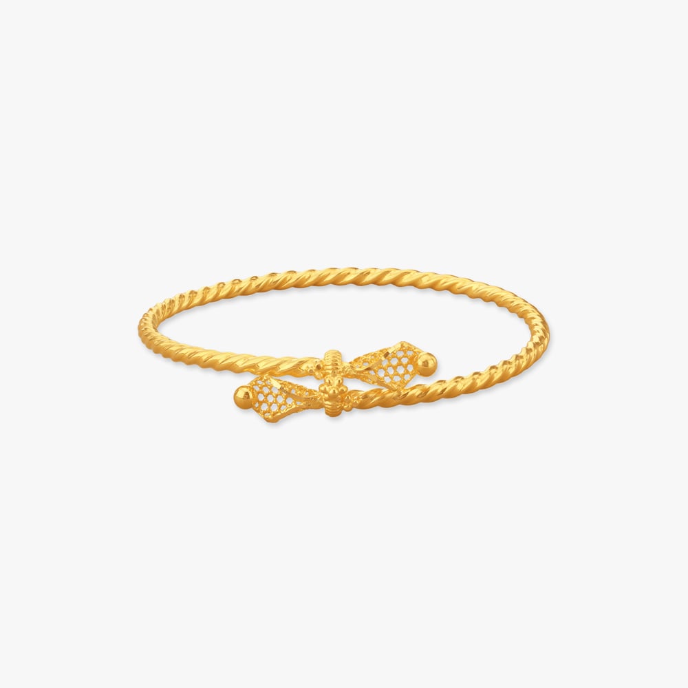 

Heritage Knot Gold Bangle