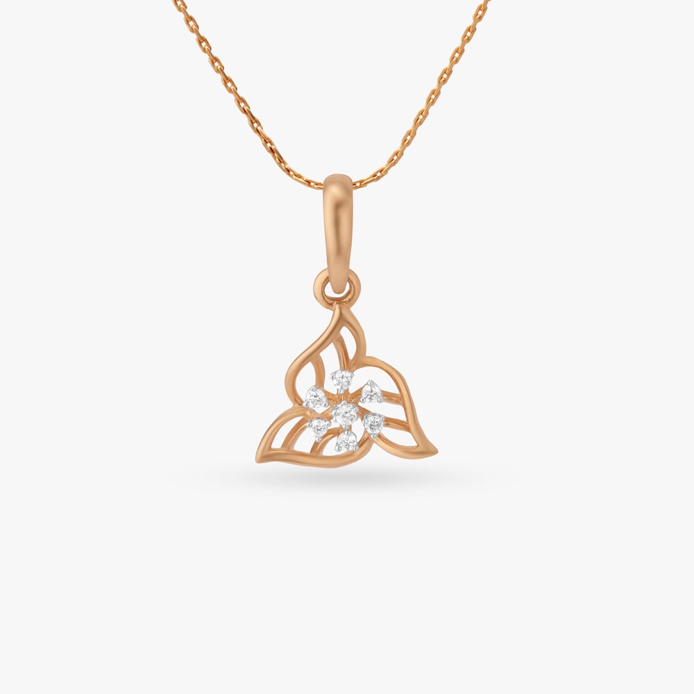 

Bloom Crest Diamond Pendant