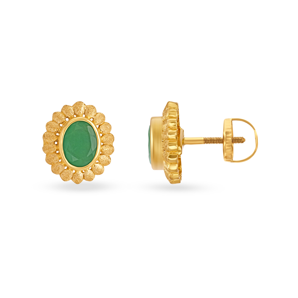 Luxurious Emerald Stud Earrings,,hi-res image number null