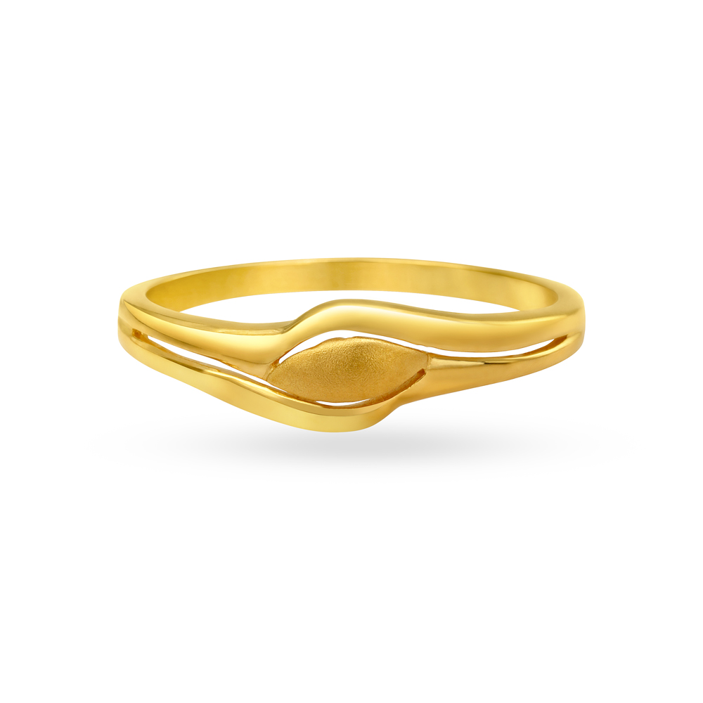 Dainty 22 Karat Yellow Gold Flowerbud Finger Ring,,hi-res image number null