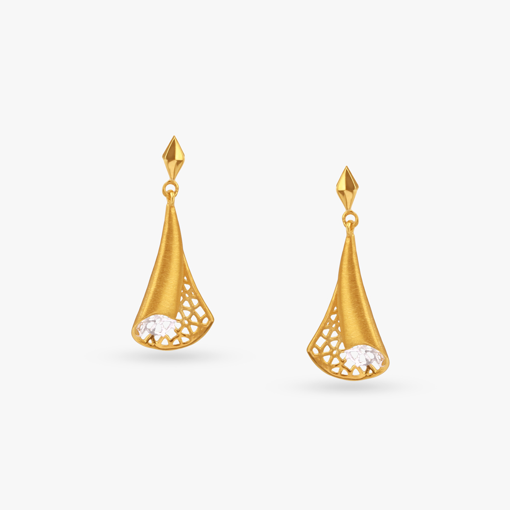

Contoured Gleam Gold Drop Earrings