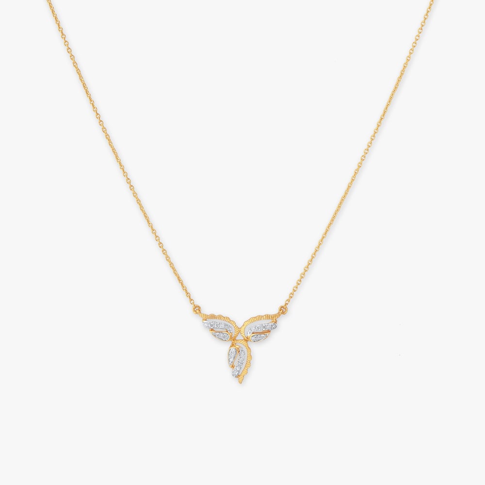 

Flutter Curve Diamond Pendant with Chain
