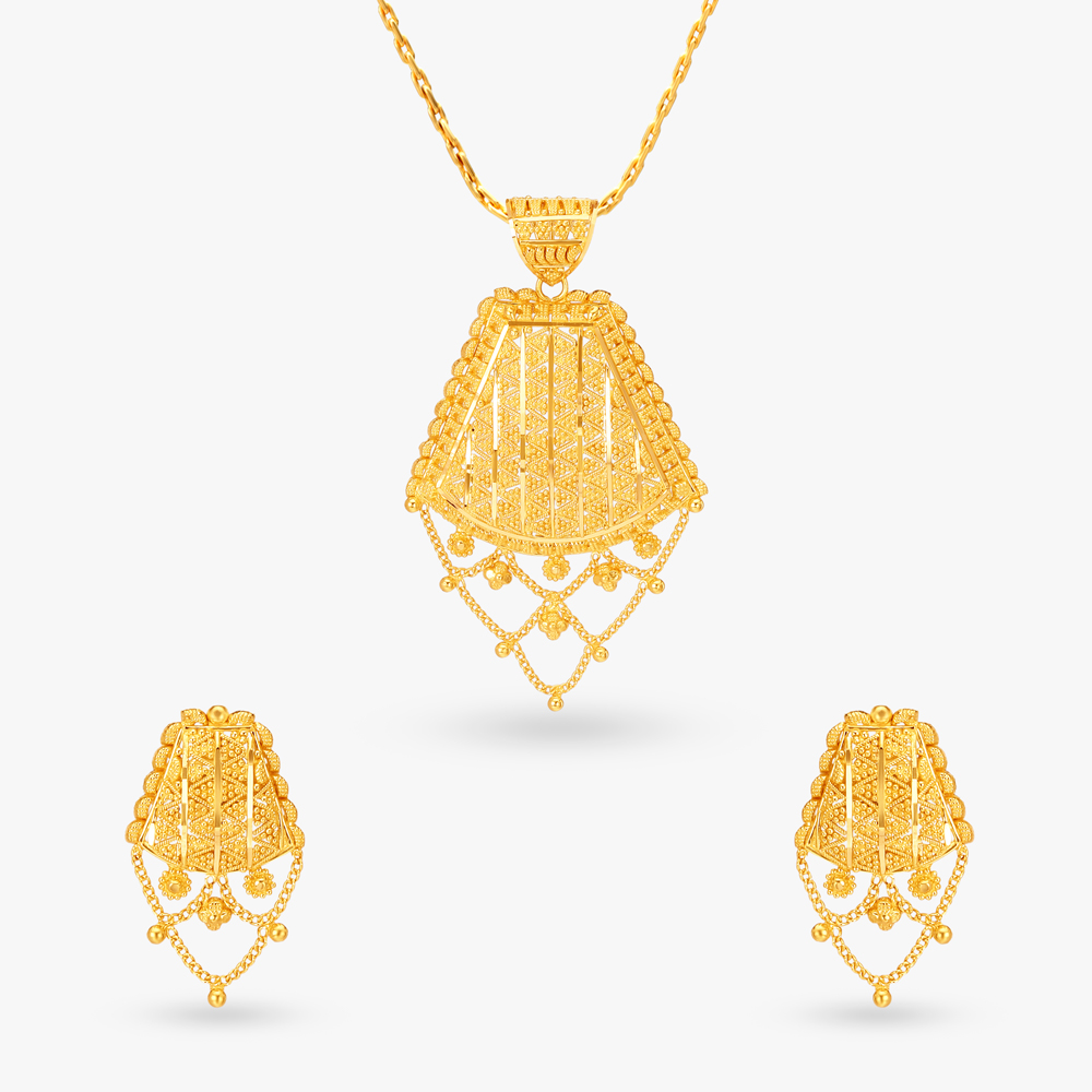 Sensuous Gold Pendant and Earrings Set,,hi-res image number null