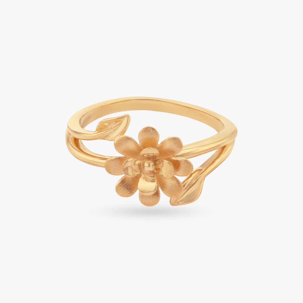 

Sunlit Bloom Gold Ring