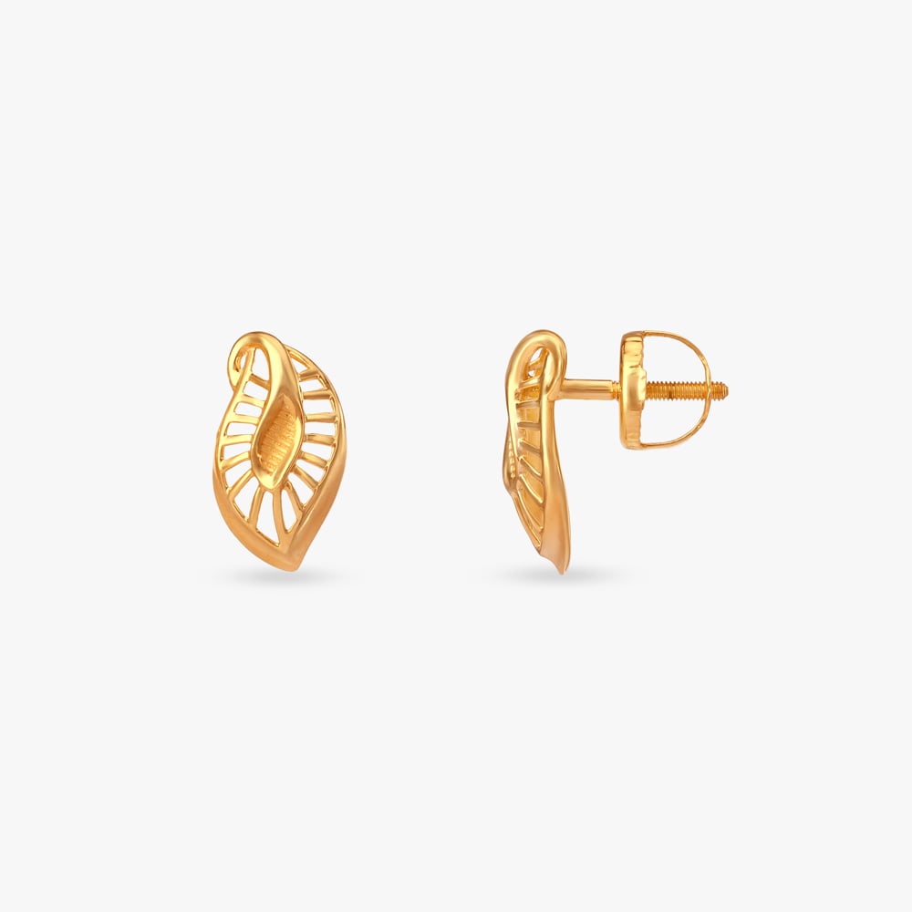 

Leaf Radiance Gold Stud Earrings