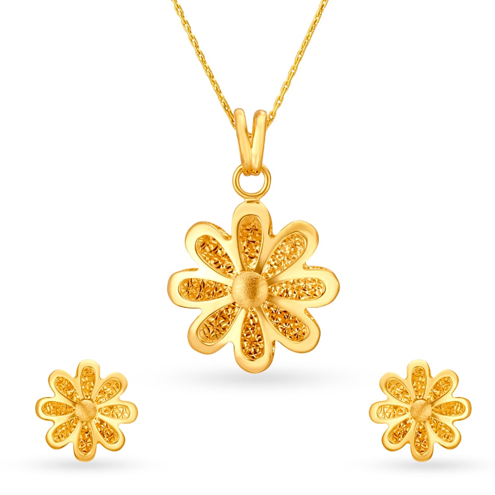 Marvellous Rawa Work Gold Pendant and Earrings Set