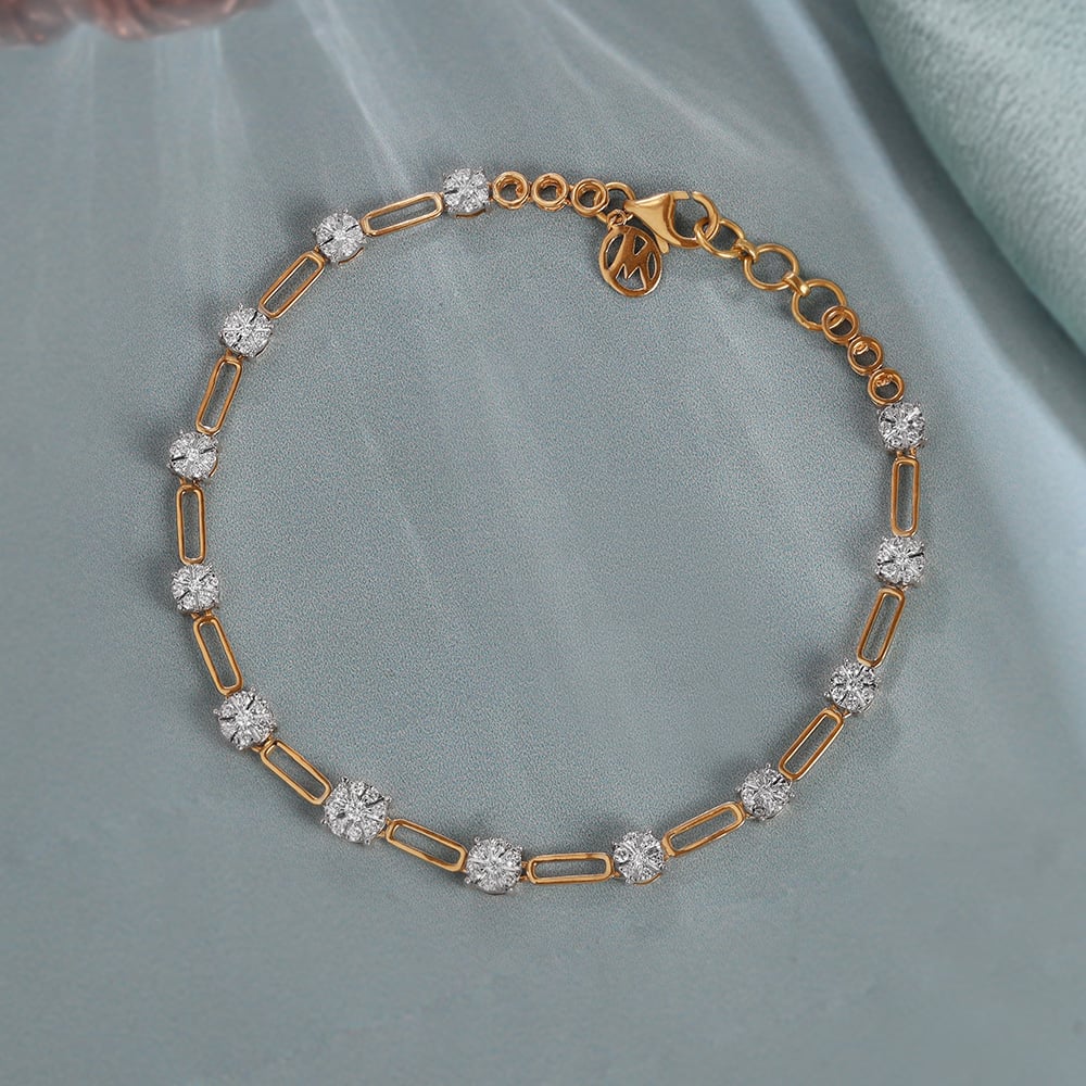 Sparkling Connection Gold & Diamond Bracelet,,hi-res image number null