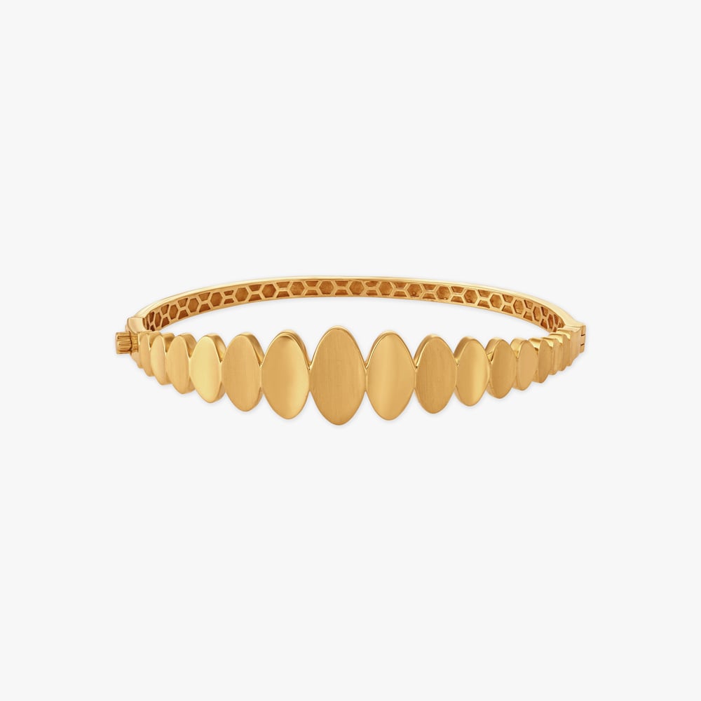 Unique Oval Bangle,,hi-res image number null