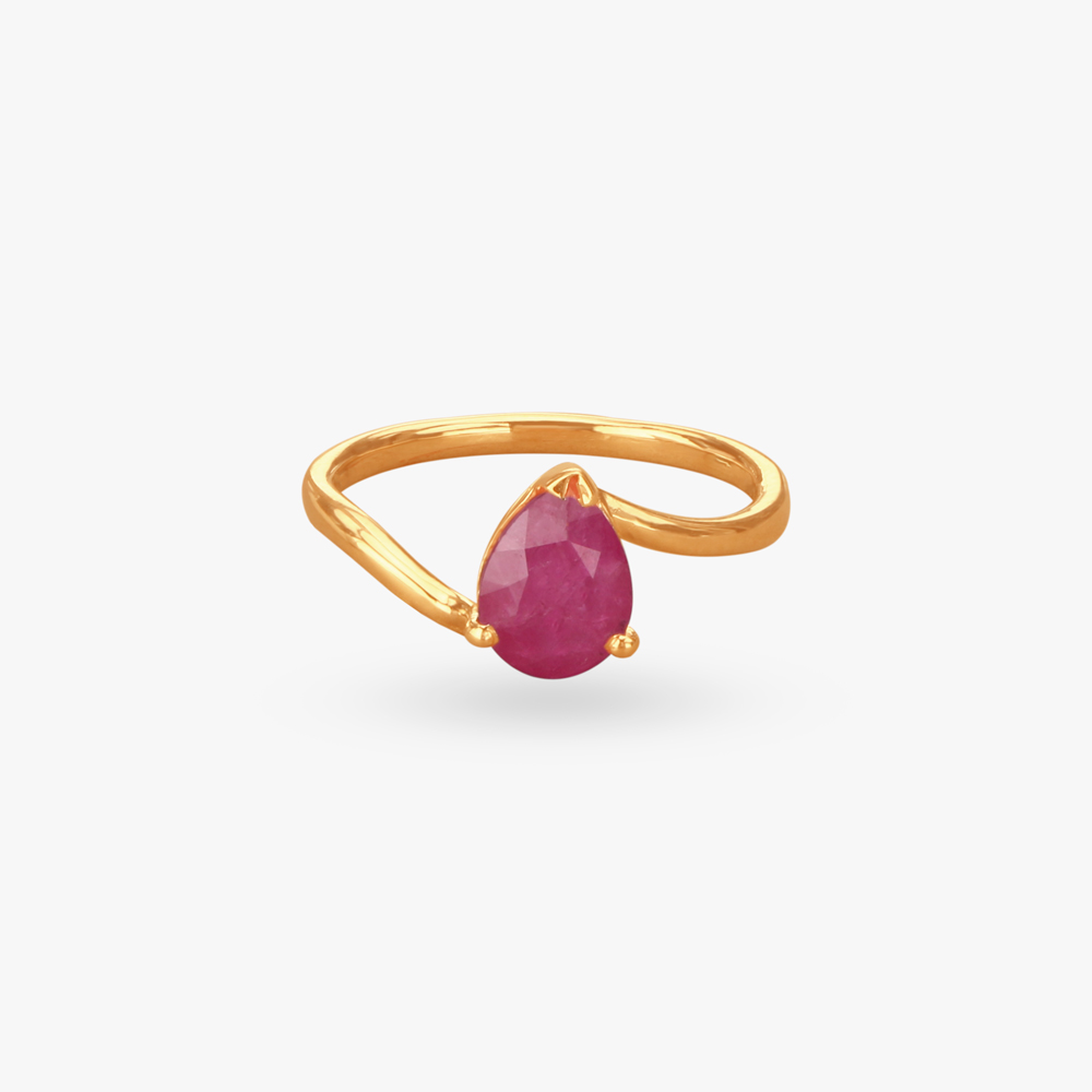 Ruby Radiance Gold Finger Ring,,hi-res image number null