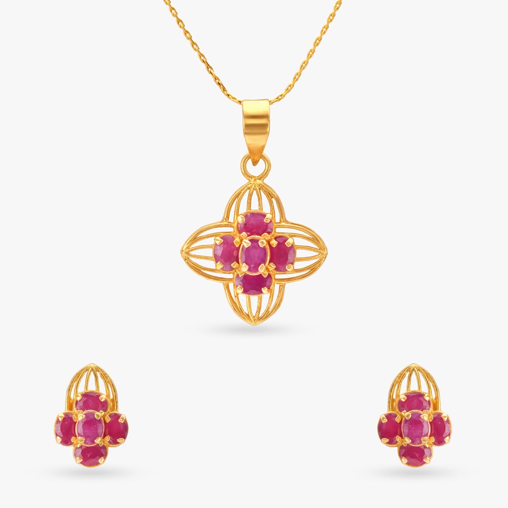 

Vivid Loop Ruby Pendant and Earrings Set