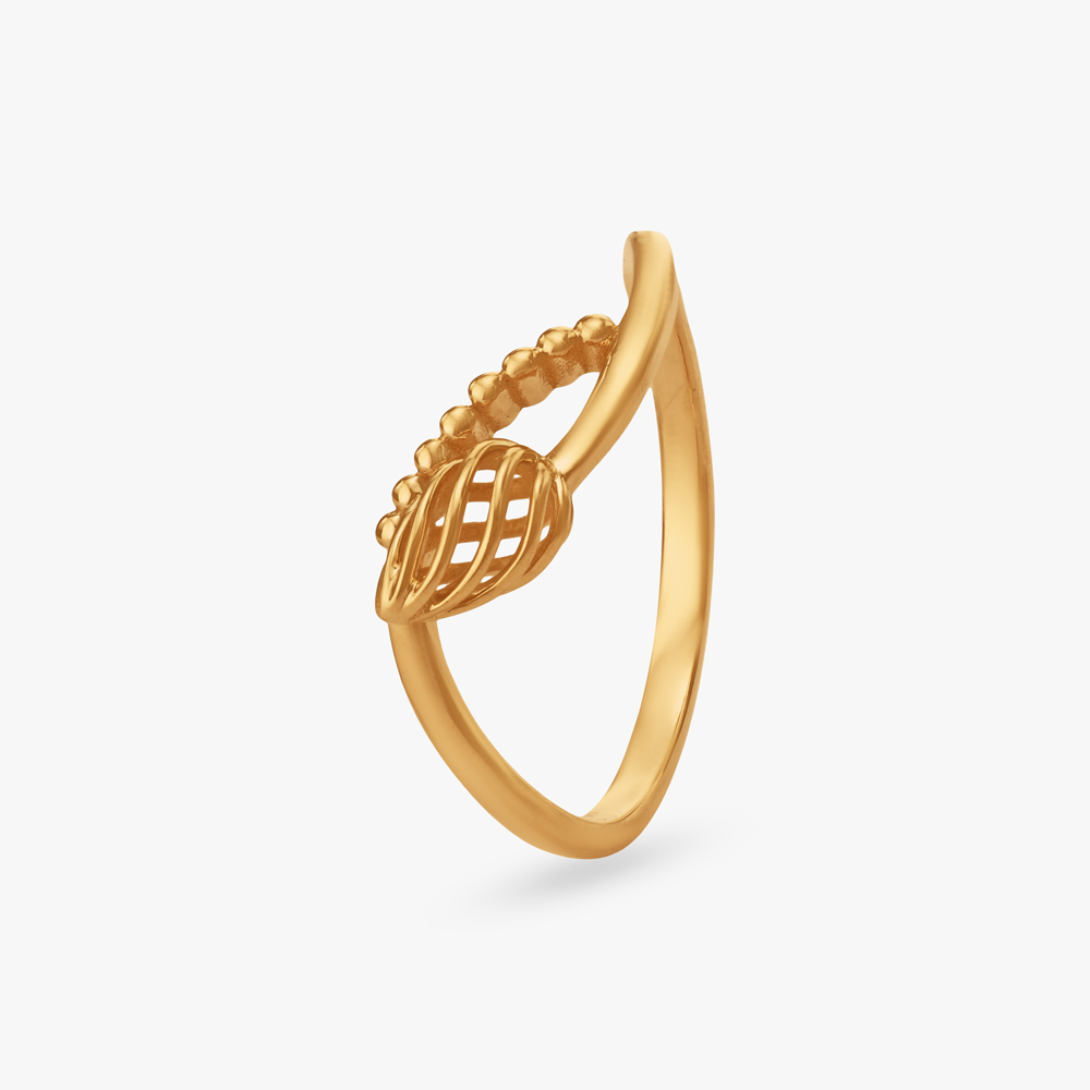 Filigree Leaf Gold Ring,,hi-res image number null
