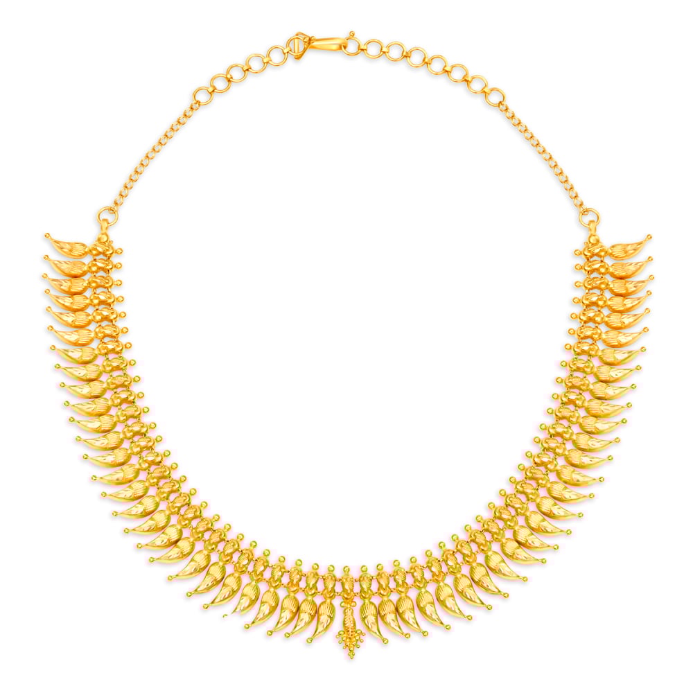 Queenly South Indian Gold Necklace for the Indian Bride,,hi-res image number null