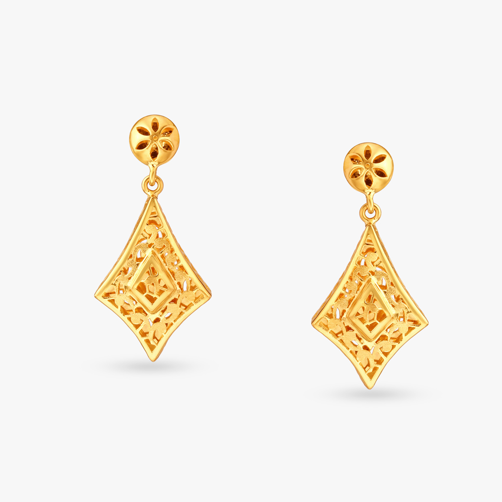 Splendid Gold Pendant and Earrings Set,,hi-res image number null