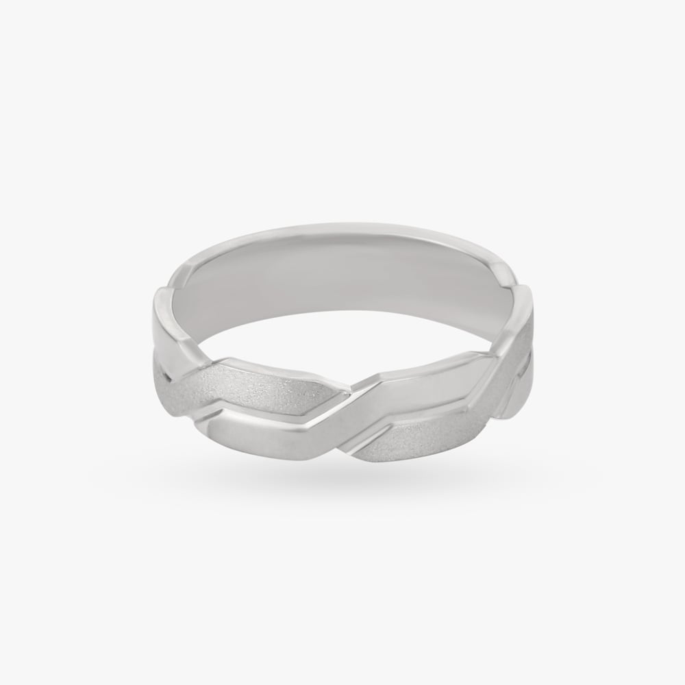 Dynamic Edge Finger Ring,,hi-res image number null