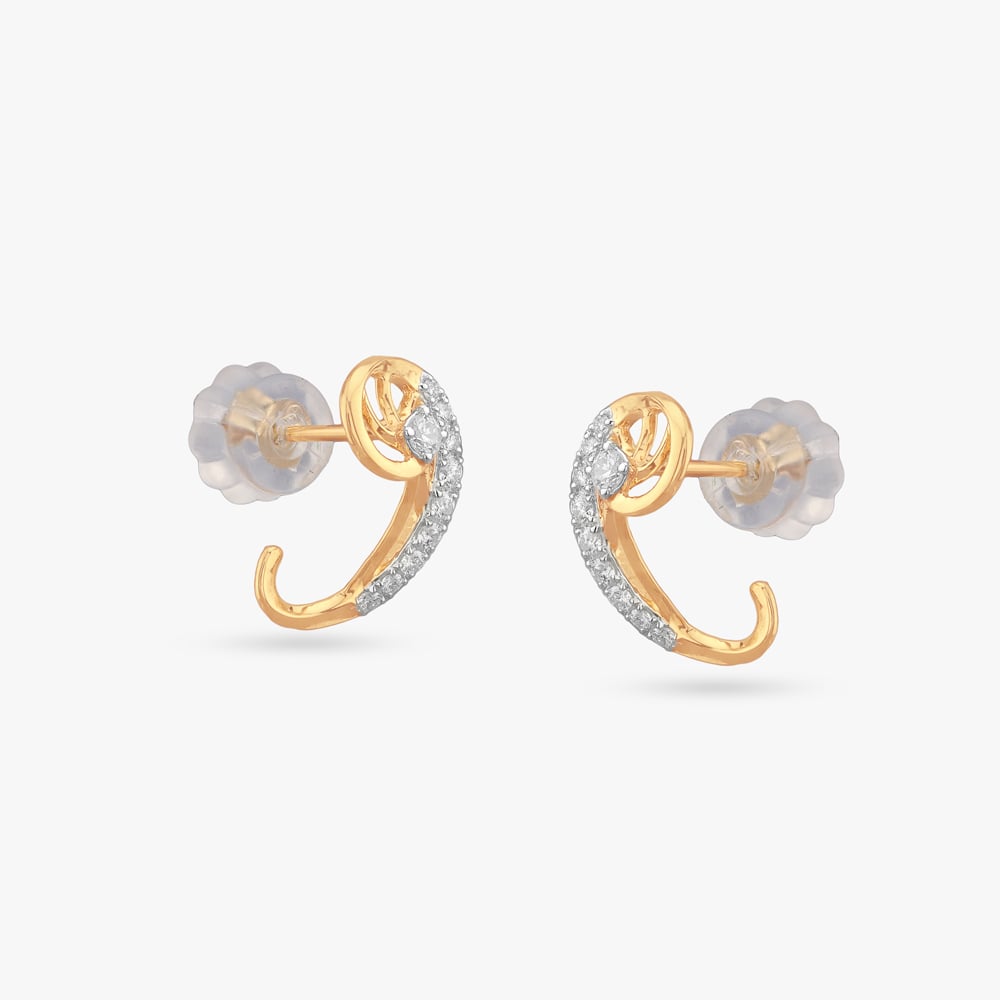 

Spiral Glow Diamond Stud Earrings