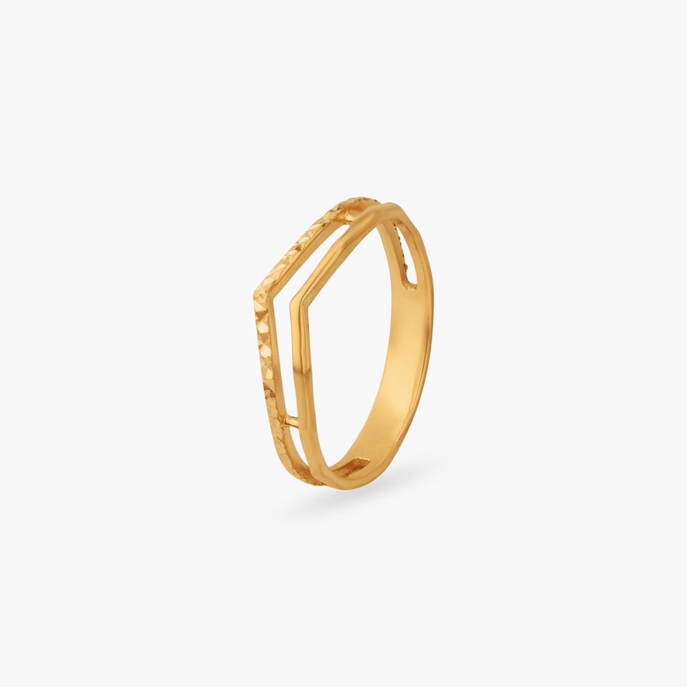 

Arc Gleam Gold Ring