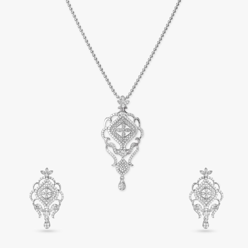 

Victorian Mesh Silver Pendant with Chain and Earrings Set