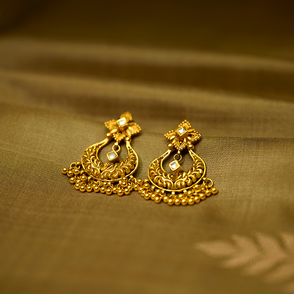 Alluring Drop Earrings