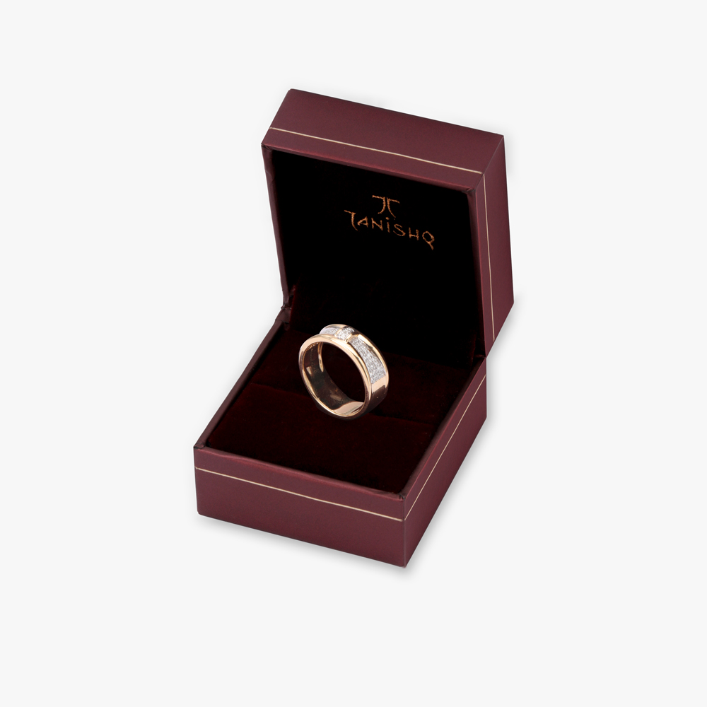 Rings: Buy Gold & Diamond Fingerrings Designs for Men & Women Online |  Tanishq