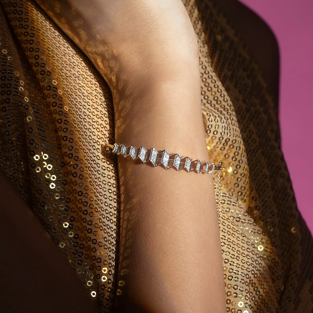 Zigzag Pulse Gold & Diamond Bangle,,hi-res image number null