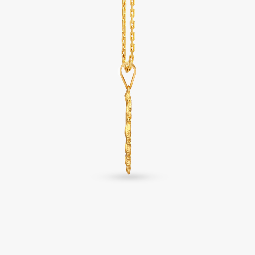 

Star Heart Gold Pendant