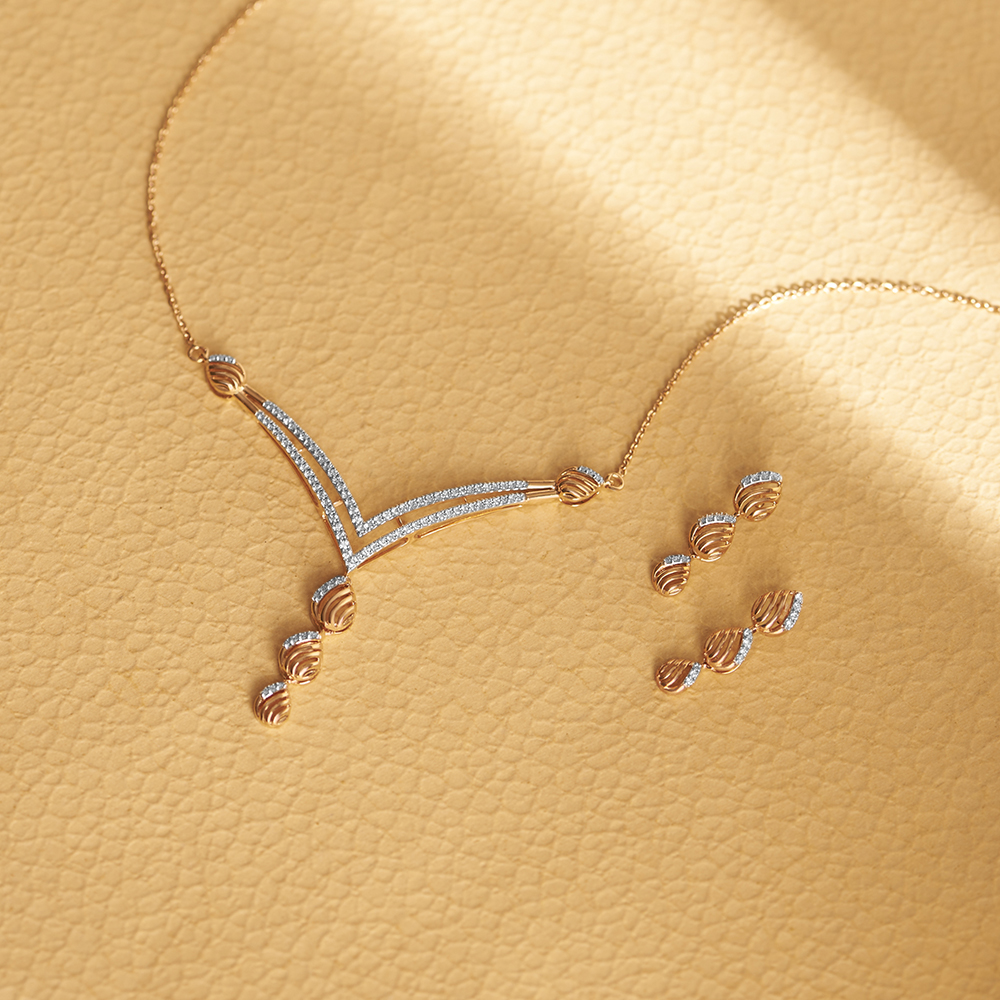 Delicate Diamond Necklace Set,,hi-res image number null