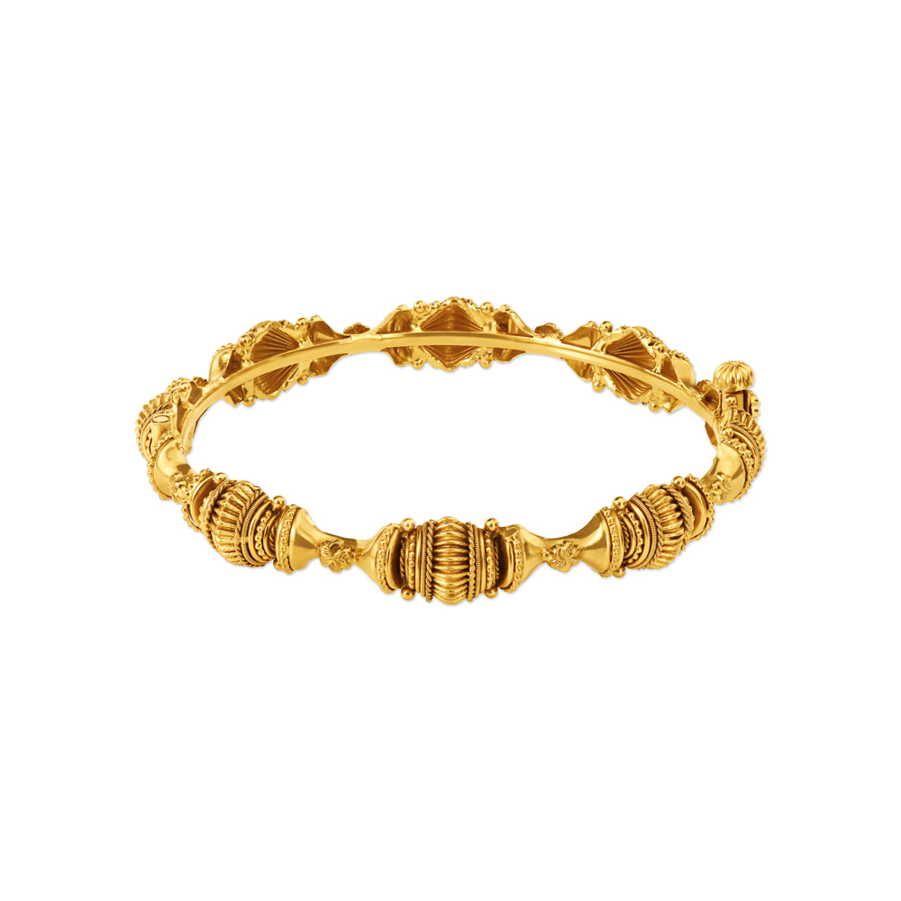 Regal 22 Karat Yellow Gold Filigree Obelisk Bangle,,hi-res image number null