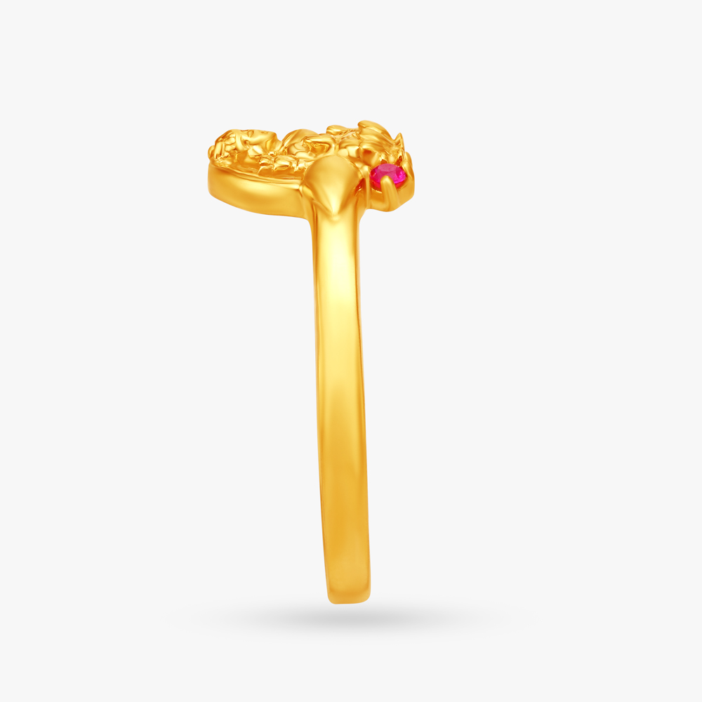 Graceful Gold Finger Ring,,hi-res image number null