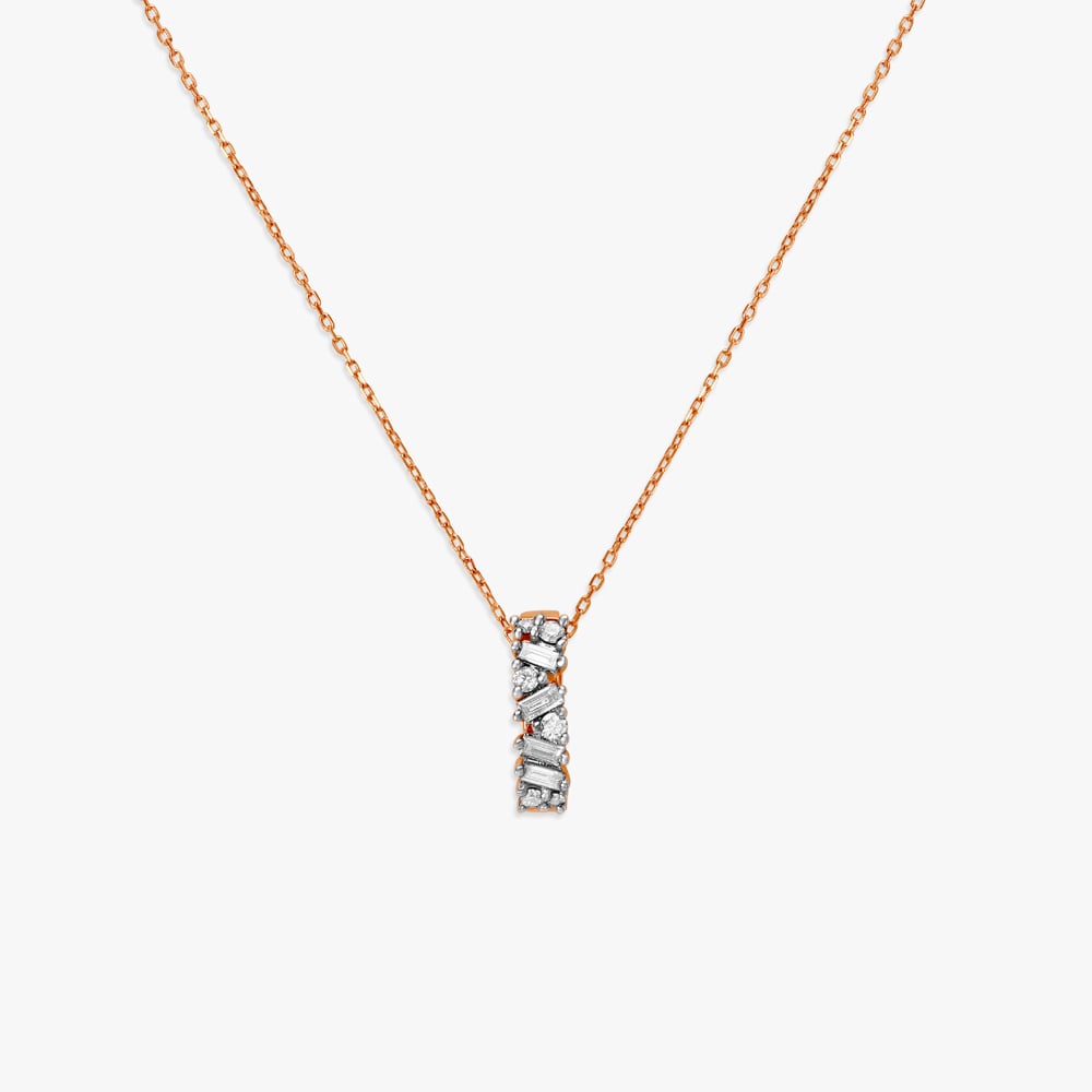 Linear Chic Diamond Pendant with Chain