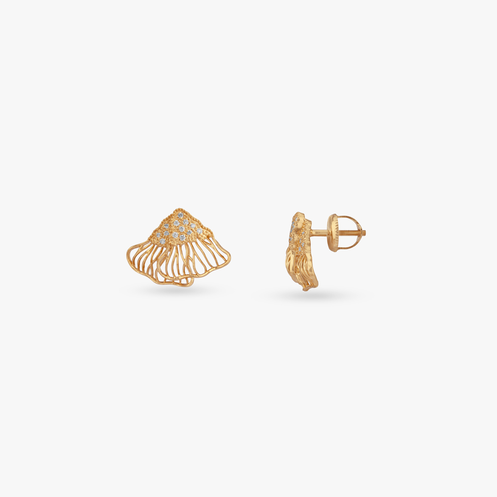 

Ripple Crest Diamond Stud Earrings