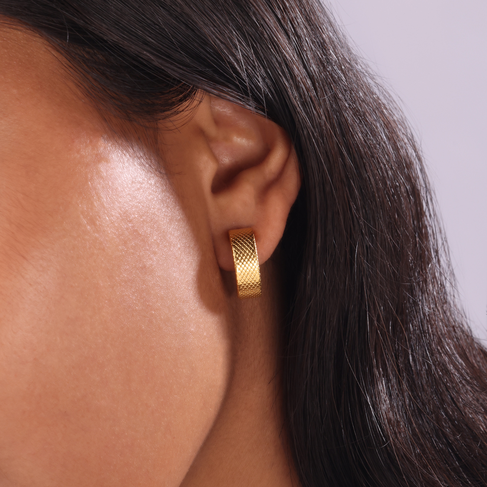 22KT Yellow Gold Elegant Stud Earrings,,hi-res image number null