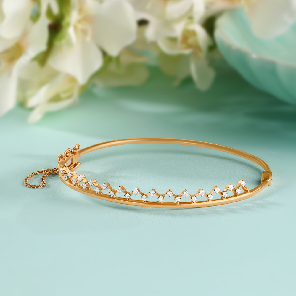 Lovely Shimmering Diamond Bangle