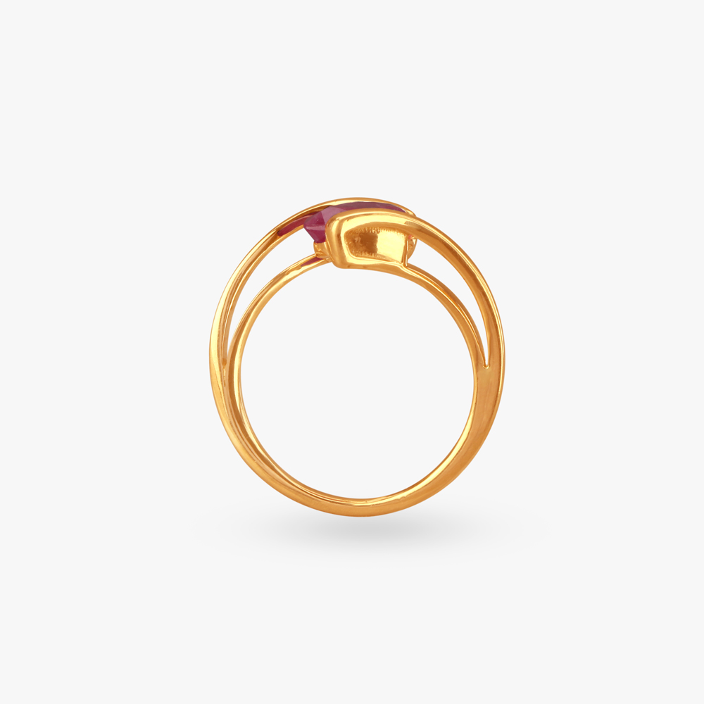 Ruby Twist Gold Finger Ring,,hi-res image number null