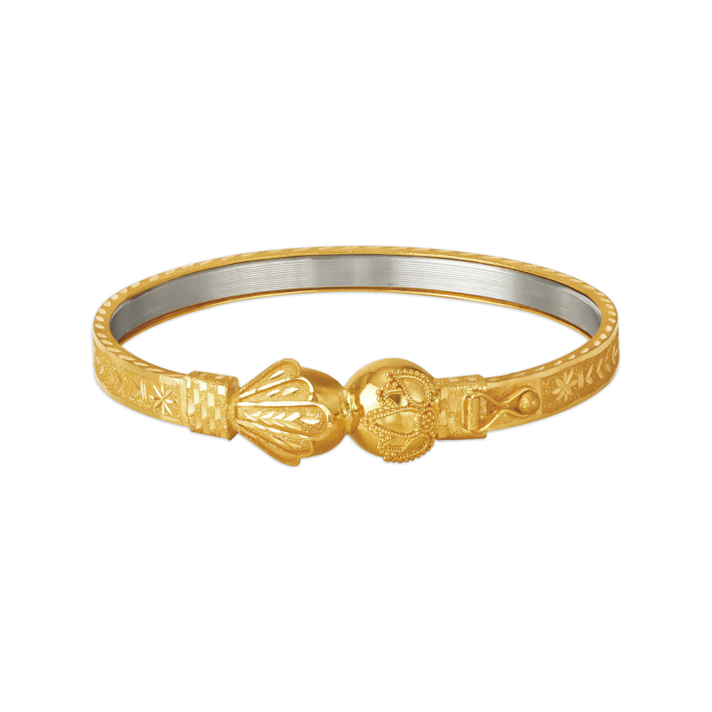 Ornate 22 Karat Yellow Gold Etched Bangle