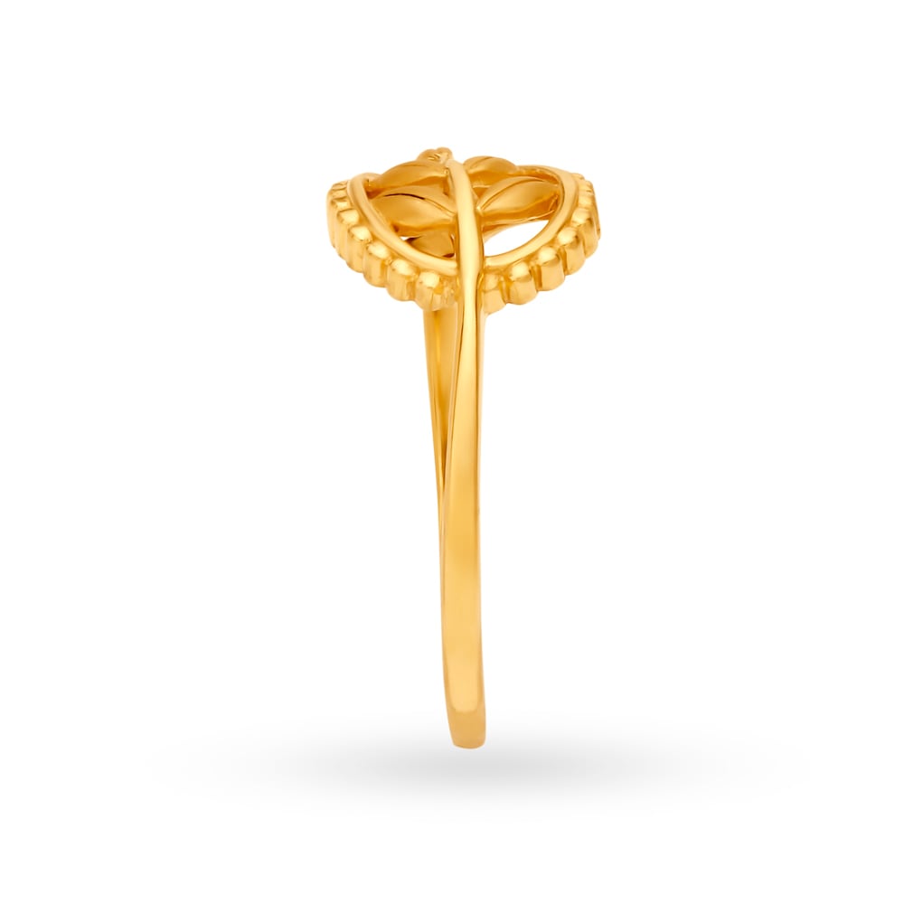 Pleasing 22 Karat Yellow Gold Leaf Pattern Finger Ring,,hi-res image number null