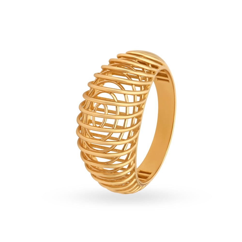 

Spectacular Gold Ring
