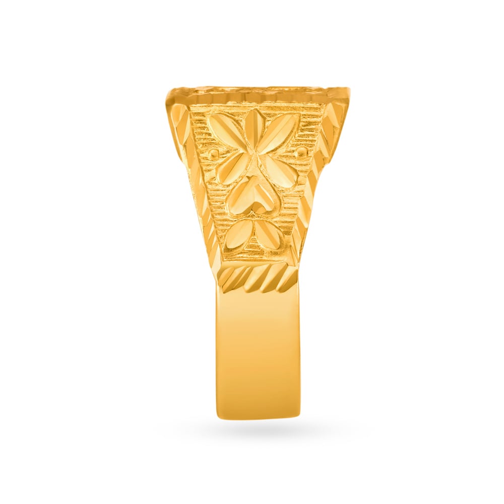 Stunning 22 Karat Gold Ring for Men,,hi-res image number null