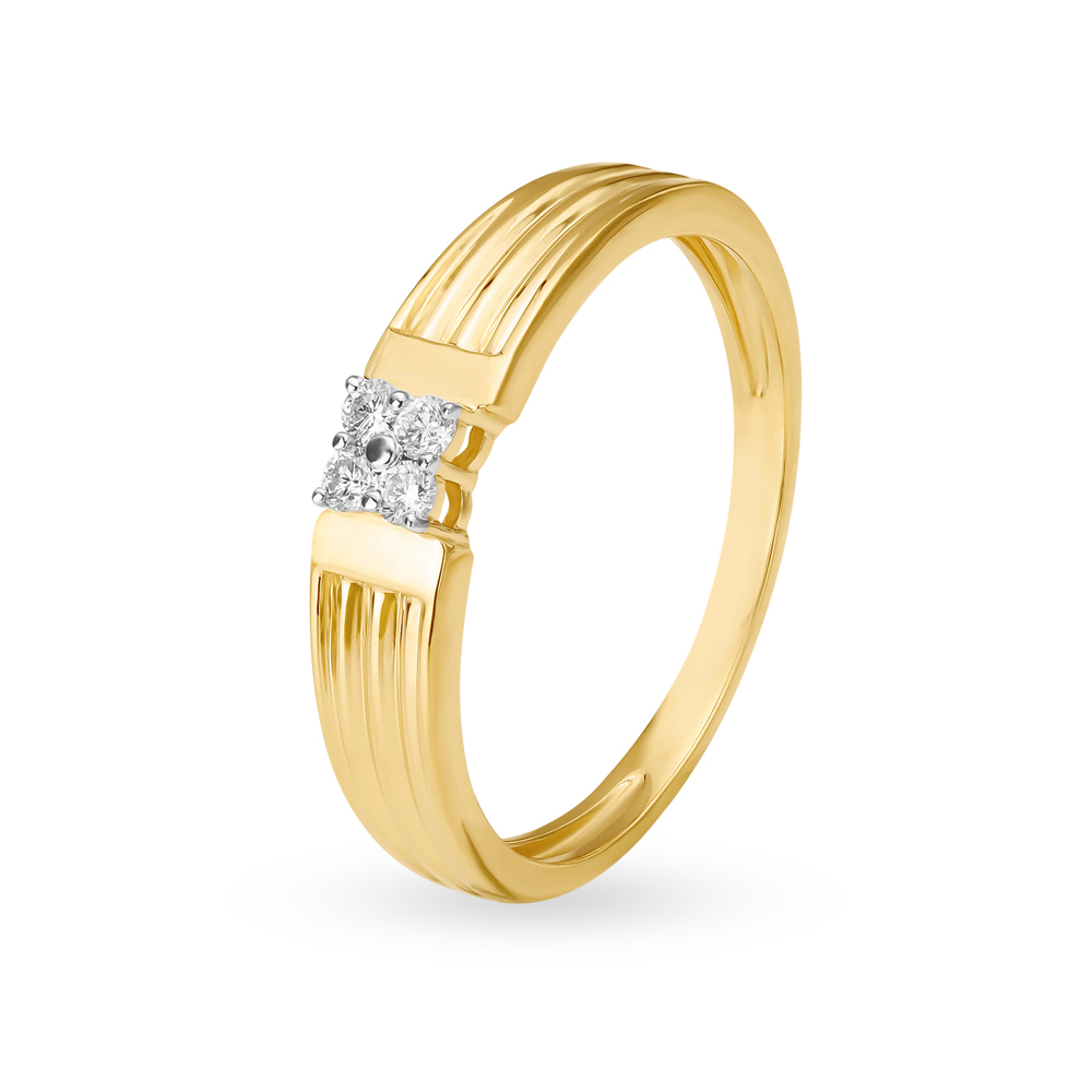 Sublime 18 Karat Yellow Gold And Diamond Finger Ring,,hi-res image number null