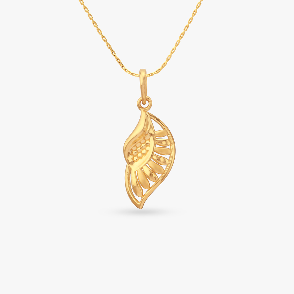 

Flowing Grace Gold Pendant