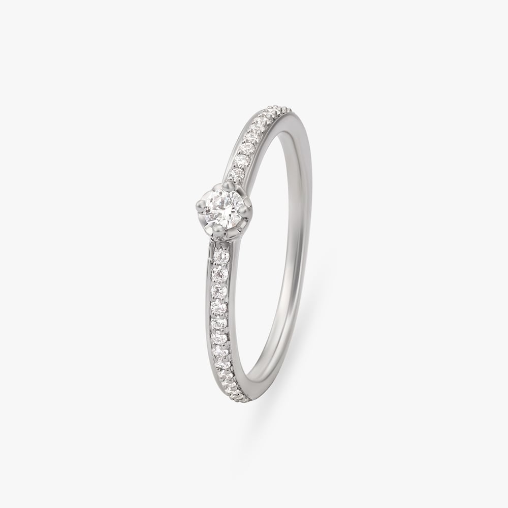 

Simply Luminous Finger Ring