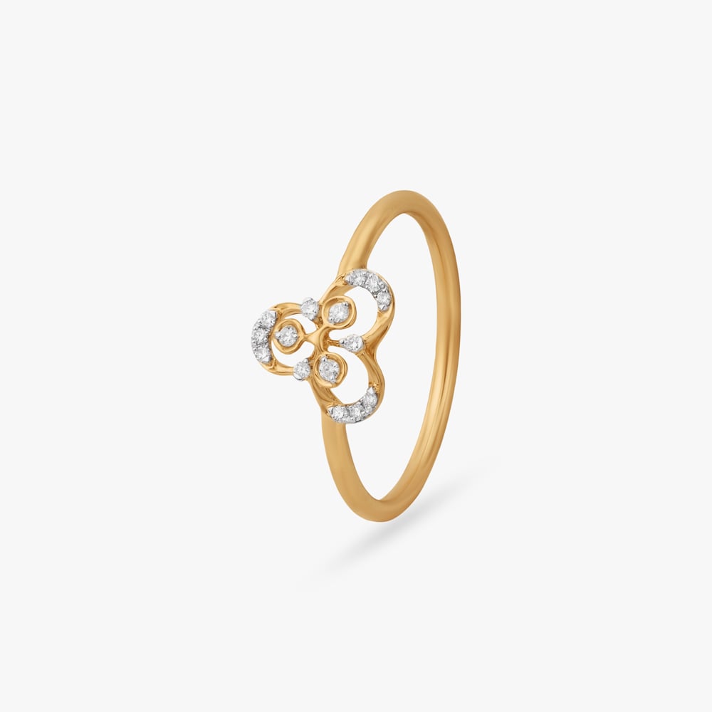 

Petite Bloom Diamond Ring