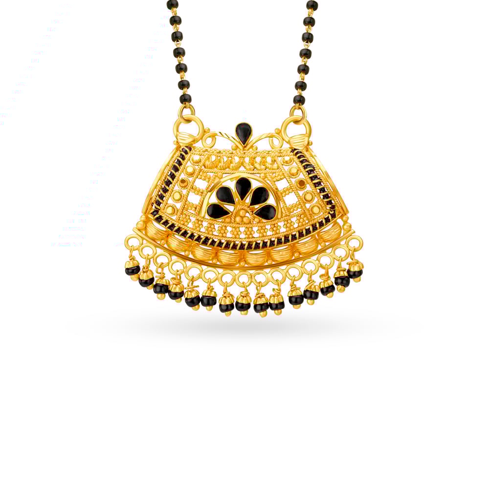 

Glittering Gold Pendant